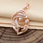 Кулон "Мати з дитиною" 