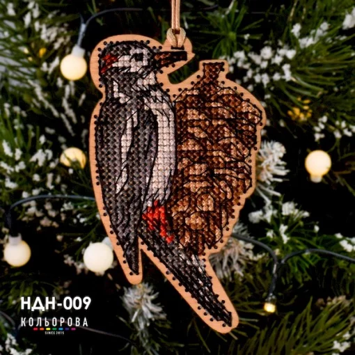 Набір для вишивки новорічної іграшки НДН-009 &quot;Лісовий лікар&quot;