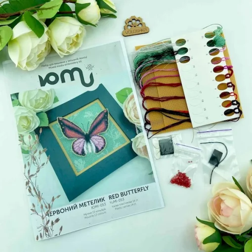 Картина на пластику "Синій метелик" YuMI_053