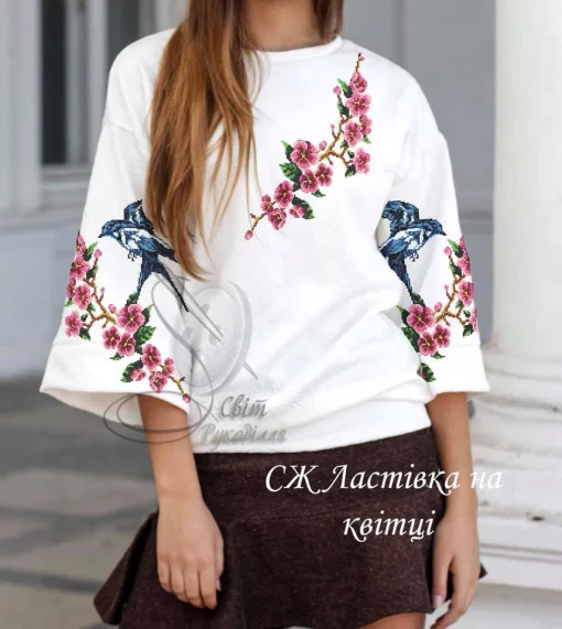 Сорочка "Ластівка на квітці" 