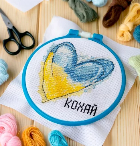 Набір для вишивки хрестиком "Серце батьківщини" 