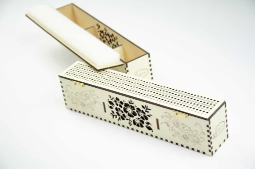 Органайзер для ниток ТМ Embroidery Craft Органайзер-шкатулка під процес 28х6х5 слонова кістка 200 отворів OG-059