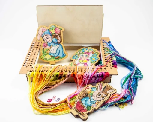 Органайзер-парковка з отворами для намотки ниток Янголятко ТМ Embroidery Craft Органайзер під процес 35х26х6 66 отворів волоський горіх OG-069