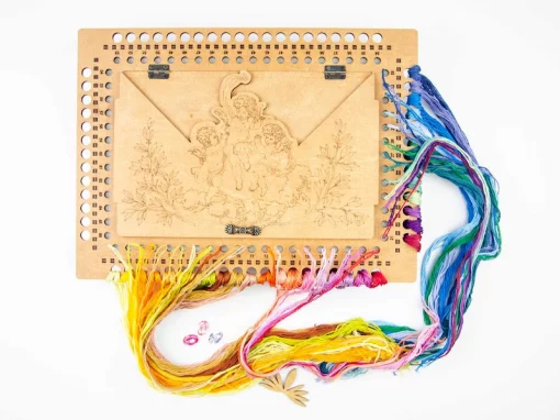 Органайзер-парковка з отворами для намотки ниток Янголятко ТМ Embroidery Craft Органайзер під процес 35х26х6 66 отворів волоський горіх OG-069