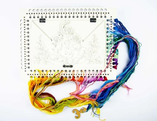 Органайзер-парковка з отворами для намотки ниток Янголятка ТМ Embroidery Craft Органайзер під процес 35х26х6 66 отворів слонова кістка OG-073