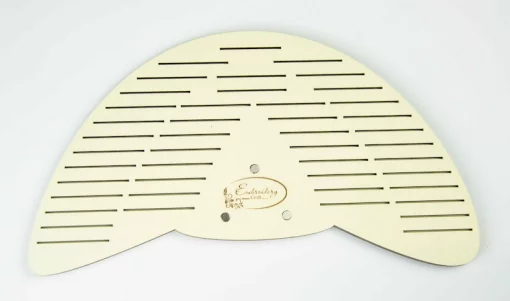 Підставка для бобін (шпуль) ТМ Embroidery Craft з магнітом для голок 45 прорізів 24*13 карпатська ялинка PB-001k