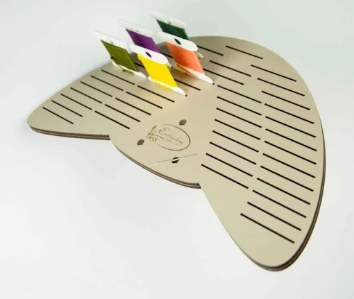 Підставка для бобін (шпуль) ТМ Embroidery Craft з магнітом для голок 45 прорізів 24*13 кава з молоком PB-001m